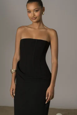 Black Journey Linen Maxi Dress