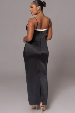 Black Moment In Time Maxi Dress