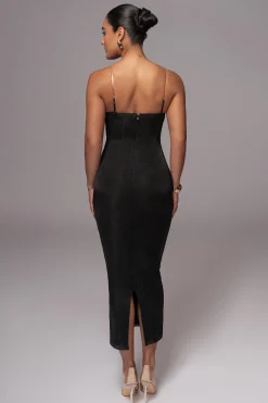 Black Twilight Elegance Maxi Dress