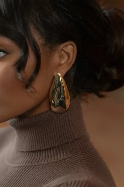 Gold Chance Drop Earrings