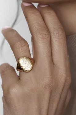 Gold Dessi Ring