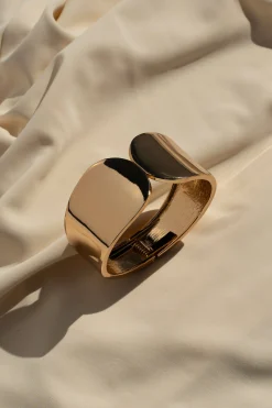 Gold Essential Shine Bracelet