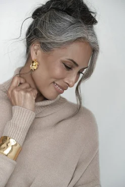 Gold Luminous Open Hoop Earrings