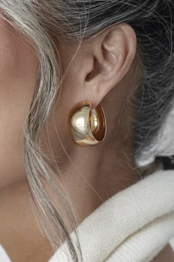 Gold Natti Earrings Set