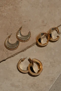 Gold Natti Earrings Set