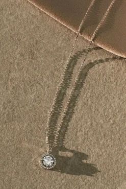 Silver Zira Pendant Necklace